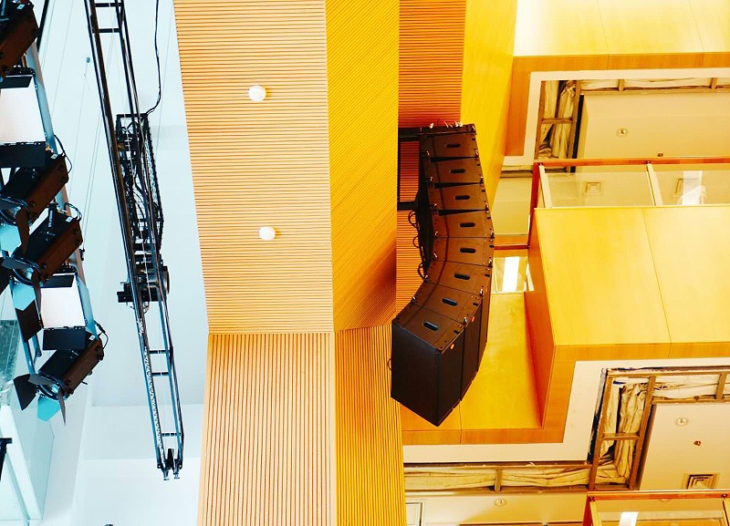 學(xué)校報(bào)告廳音響擴(kuò)聲系統(tǒng)設(shè)計(jì)與應(yīng)用