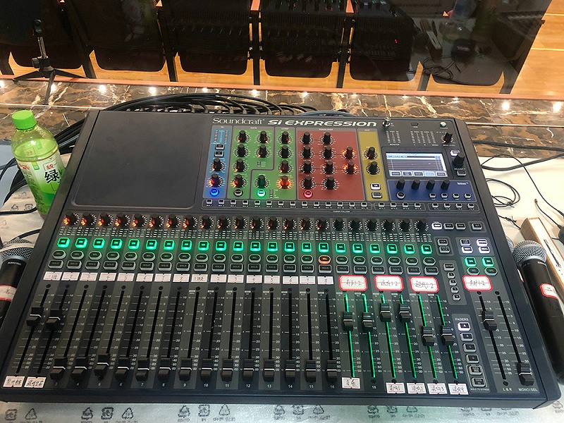 周家務(wù)劇院舞臺音響