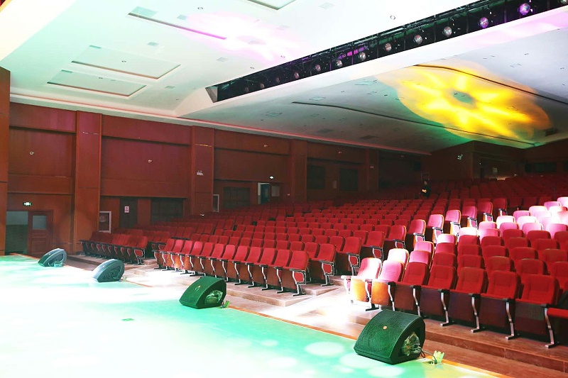 舞臺(tái)音響設(shè)備調(diào)試技術(shù)的現(xiàn)狀及對(duì)策