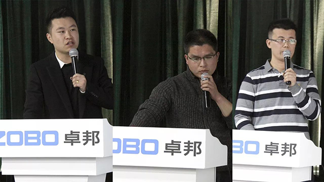 技術(shù)部經(jīng)理大劉偉、小劉偉、推廣部經(jīng)理張曉峰