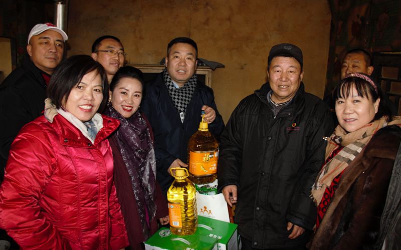 8愛照淶源，ZOBO卓邦黨支部寒冬送暖扶貧活動