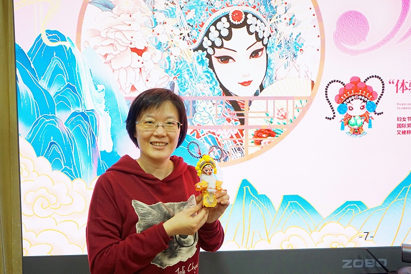 ZOBO卓邦工會丨舉辦體驗(yàn)非遺之美-制作北京絹人的“女神節(jié)”活動