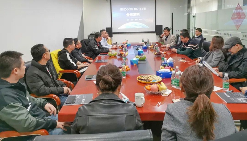 ZOBO卓邦董事長(zhǎng)張新峰以北京聲光視訊行業(yè)協(xié)會(huì)會(huì)長(zhǎng)身份考察新會(huì)員企業(yè)